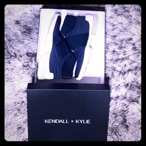 Kendall + Kylie Brax2 Dark Blue